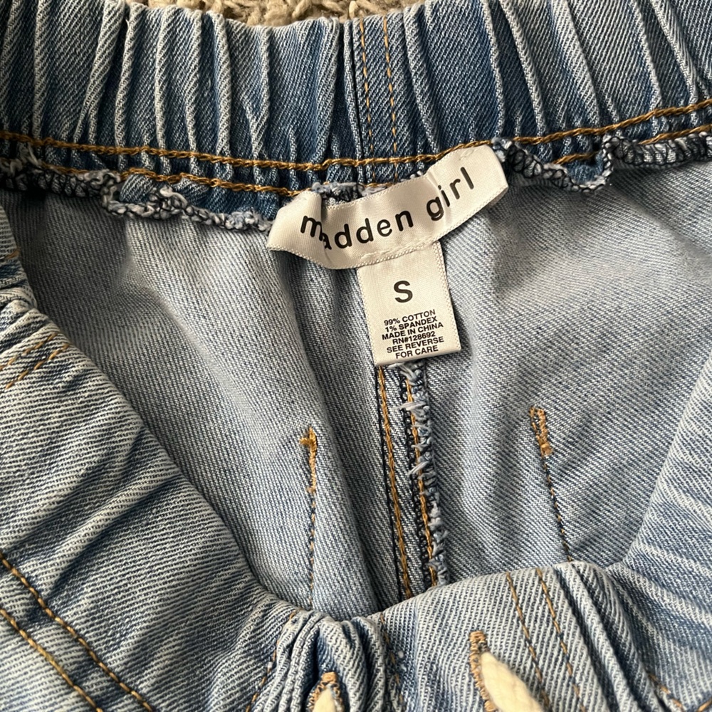 Drawstring Jean Shorts - Picture 2 of 4